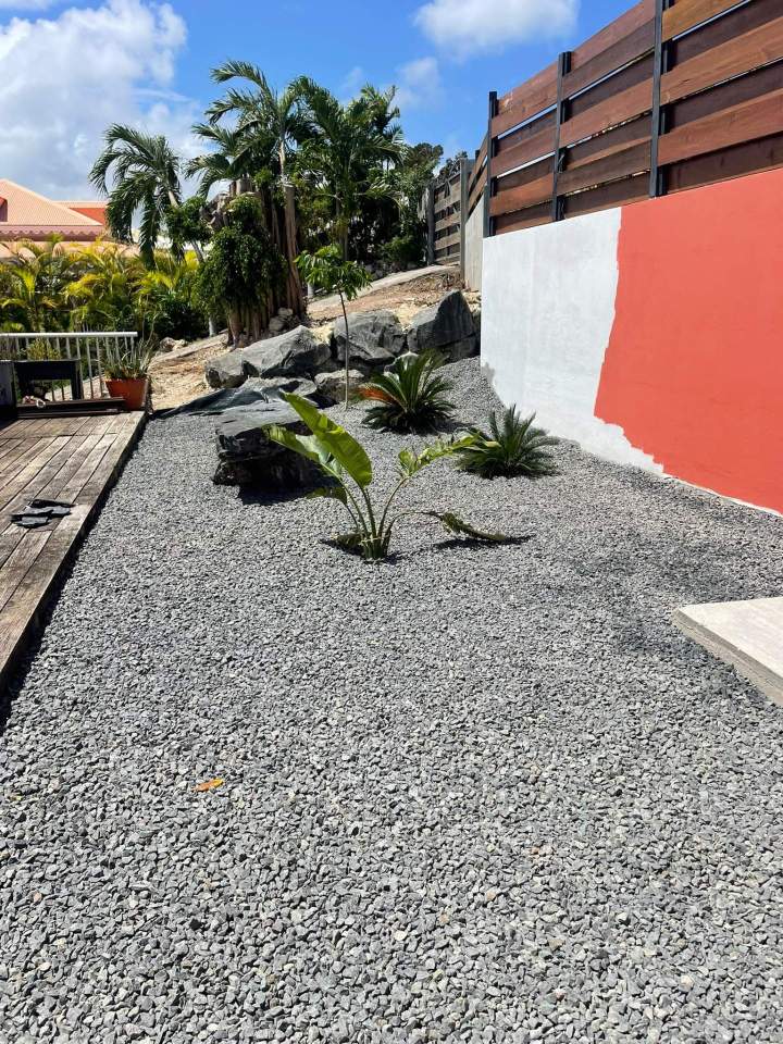 Aménagement de jardin minéral Guadeloupe